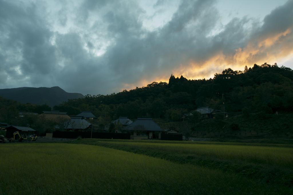 Отель Miyama Sansou Минамиогуни Экстерьер фото