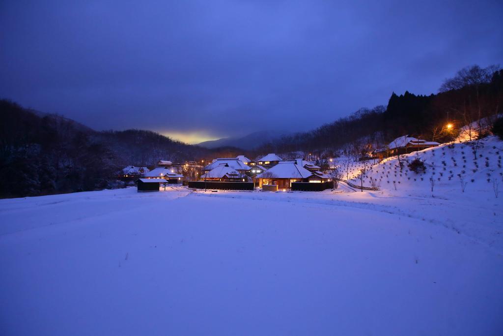 Отель Miyama Sansou Минамиогуни Экстерьер фото